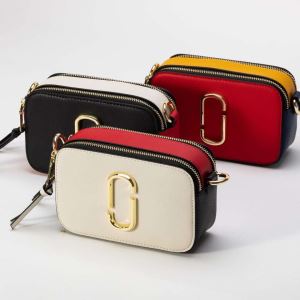 Farbkollisionsstich -Design -Kamera -Box -Tasche